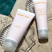 夏艷曬後修護凝露與玫琳凱防曬乳SPF50+